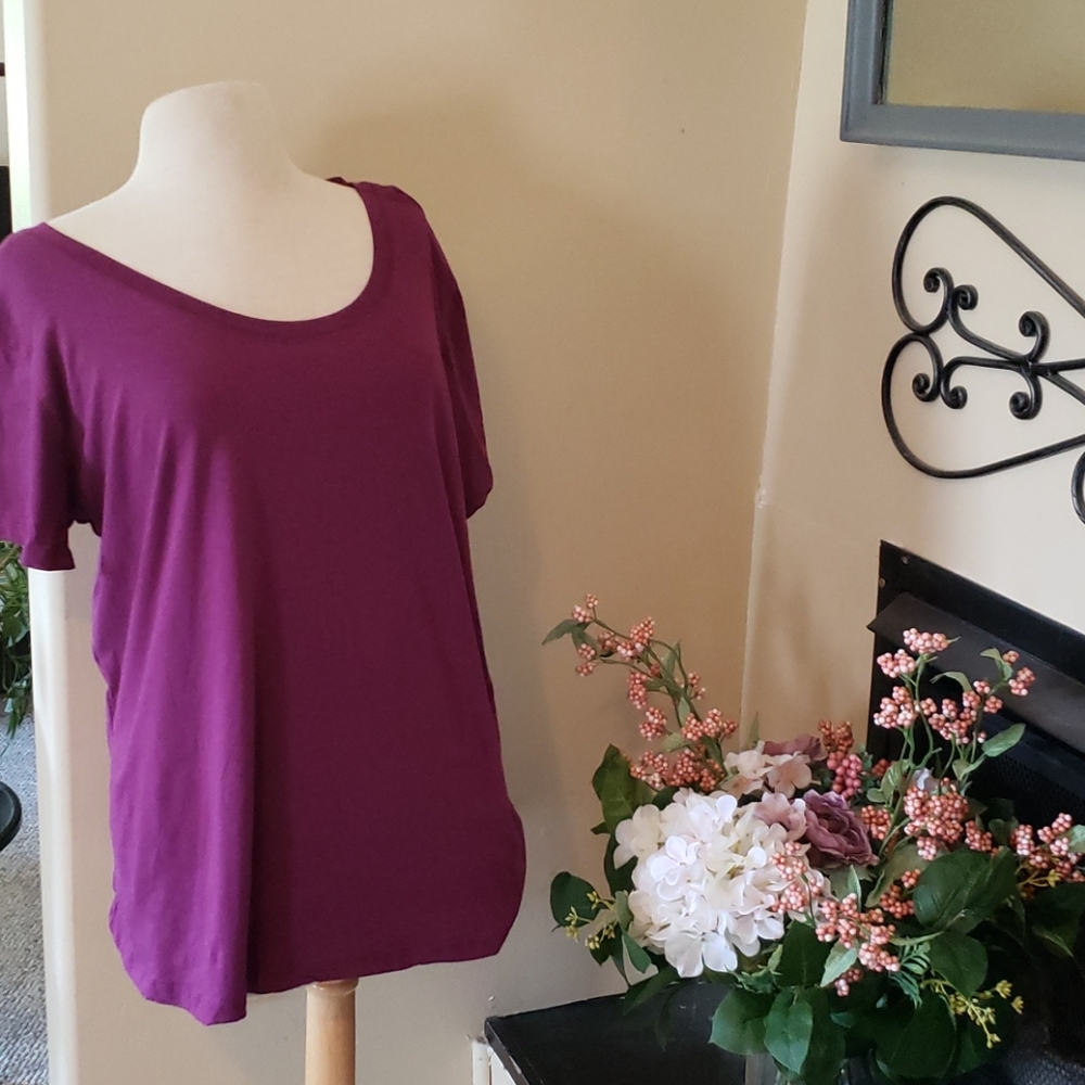 Womens plus size shirt